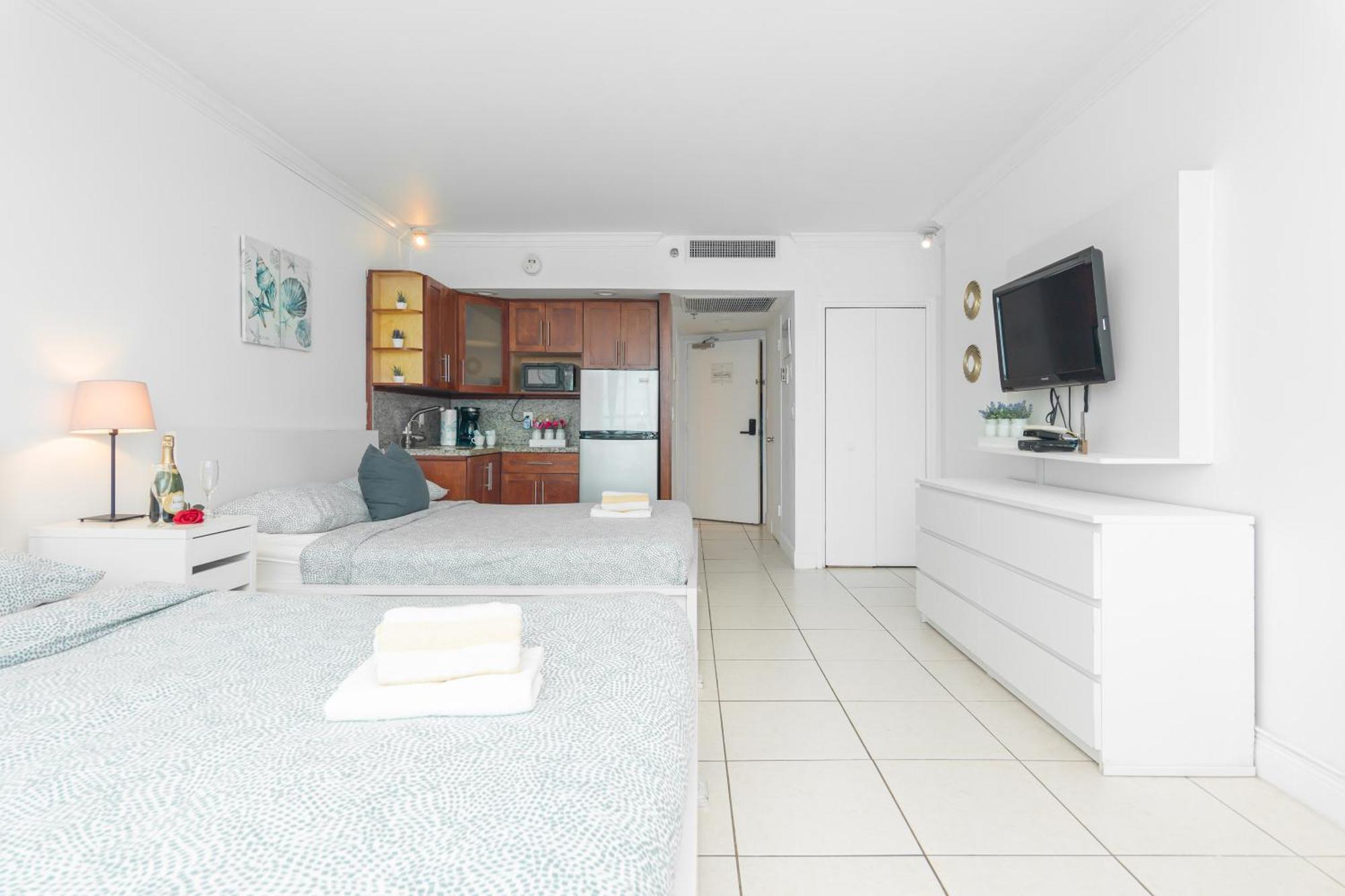 Girasole Design Suites. Miami Beach Extérieur photo