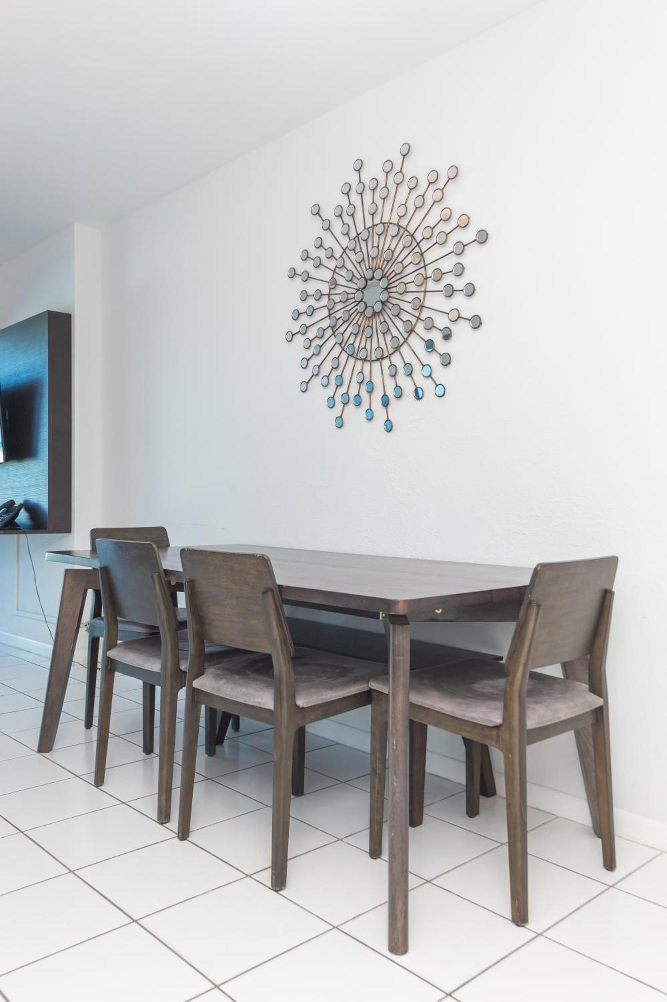 Girasole Design Suites. Miami Beach Chambre photo